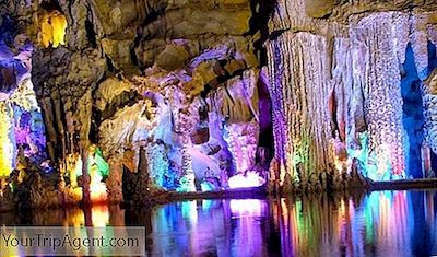 Caverna Reed Flute: La Mágica Cueva Multicolor De Guilin, China