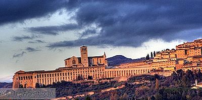 10 Restoran Terbaik Di Assisi, Italia