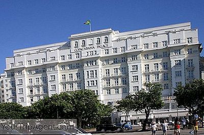 Una Breve Historia Del Palacio De Copacabana